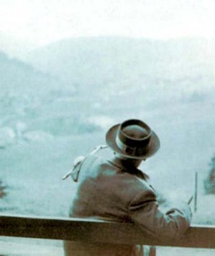 Martin Heidegger. Martin Heidegger.