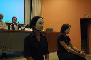 Las actrices Eva Henrich y Pilar de Couceiro.