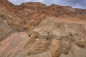   Los manuscritos del Mar Muerto. .Juan Bautista, Jesús y Qumrán. Algunas preguntas y respuestas (IV) (909)