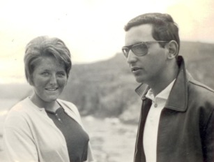 Rafael Alberto Pérez con Marrie Therese en St Lunaire (1961) Rafael Alberto Pérez con Marrie Therese en St Lunaire (1961)