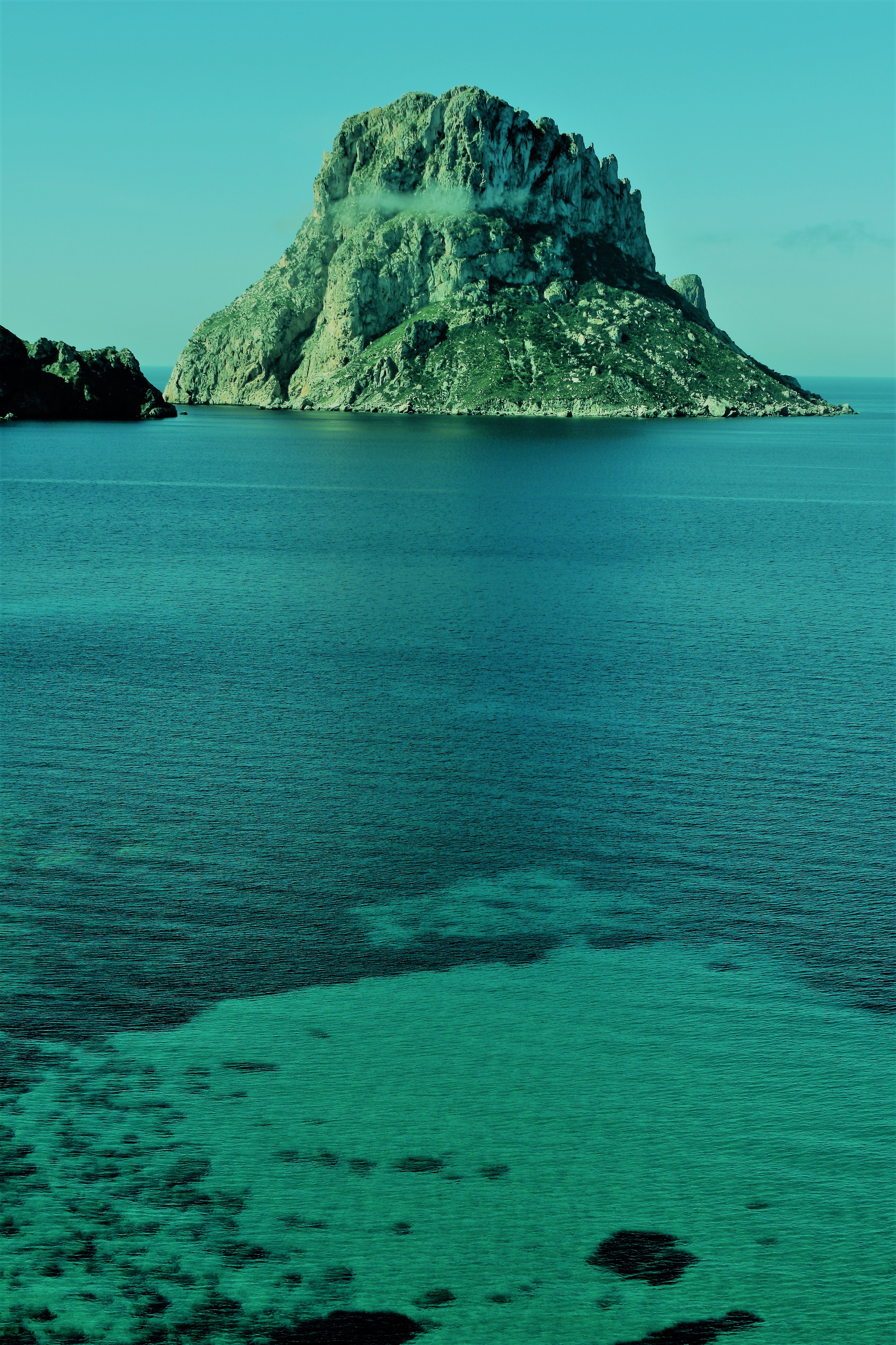 Ibiza en el medio del nuevo libro Ibiza en el medio del nuevo libro