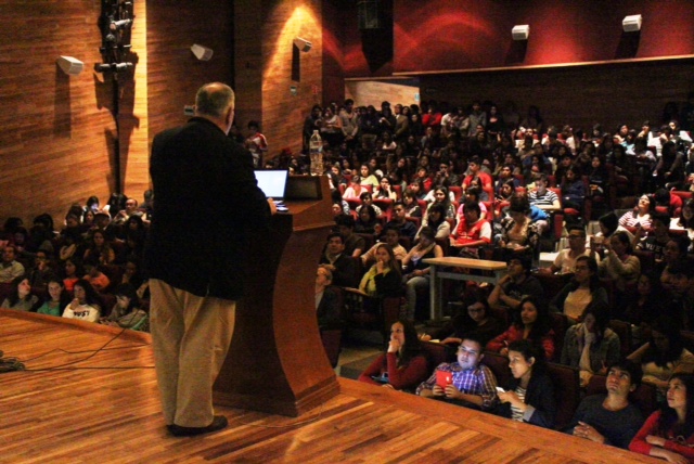 Rafael Alberto presentó en la UNAM la 2ª Fase de la NTE Rafael Alberto presentó en la UNAM la 2ª Fase de la NTE