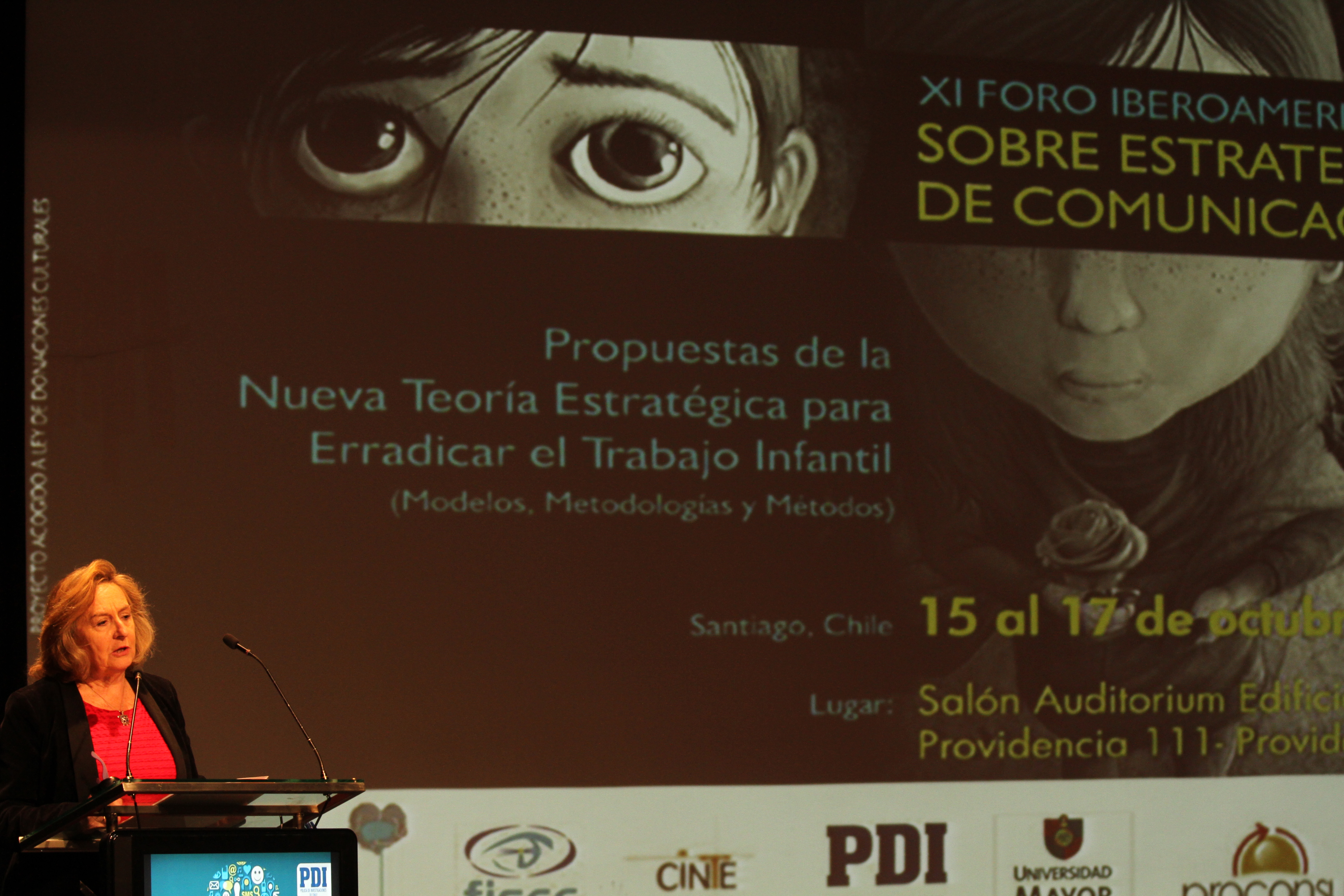 Dra. Lucía Castellón, Directora Instituto de Comunicación y Nuevas Tecnologías en Universidad Mayor Dra. Lucía Castellón, Directora Instituto de Comunicación y Nuevas Tecnologías en Universidad Mayor