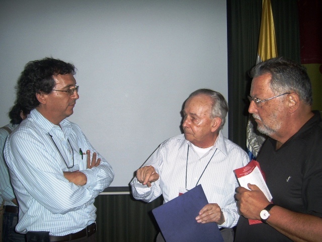 CONCLUSIONES DEL VII ENCUENTRO IBEROAMERICANO SOBRE ESTRATEGIAS DE COMUNICACIÓN CONCLUSIONES DEL VII ENCUENTRO IBEROAMERICANO SOBRE ESTRATEGIAS DE COMUNICACIÓN