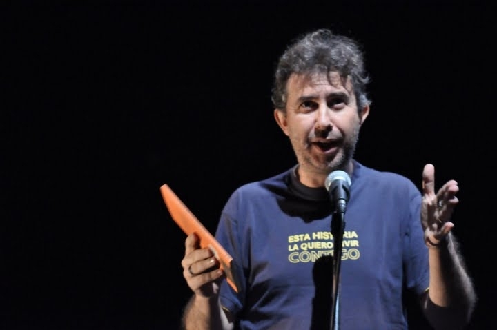 Francisco Cenamor en otra presentación anterior de su libro.