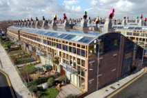 Edificios de energía cero del proyecto Beddington Zero Energy Development (BedZED) en Sutton (Londres, Reino Unido). Foto:Tom Chance. Edificios de energía cero del proyecto Beddington Zero Energy Development (BedZED) en Sutton (Londres, Reino Unido). Foto:Tom Chance.