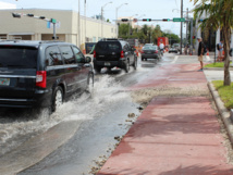 Cielo azul, clima tranquilo y calles inundadas, combinación característica de las inundaciones silenciosas. Foto: Shimon Wdowinski / Universidad de Miami