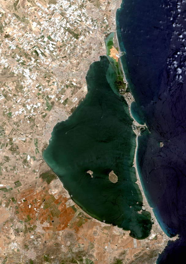 El Mar Menor visto desde el satélite el 4 de agosto de 2017 / IMIDA El Mar Menor visto desde el satélite el 4 de agosto de 2017 / IMIDA