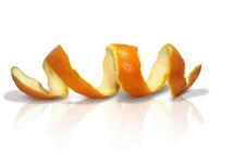 Las cáscaras de naranja, uno de los desechos que podrían emplearse para la producción de etanol con el nuevo método. Imagen: iStockphoto/Alessandro Marzo.