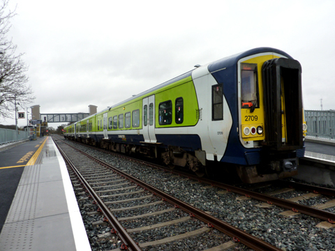 Tren inaugural de la red remodelada en el marco del Western Railway Corridor Project. Imagen: railway-technology.com.