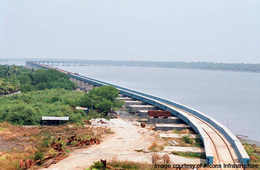 La nueva infraestructura se convertirá en el puente para ferrocarriles más extenso de la India, con 4,62 kilómetros de longitud. Imagen: railway-technology.com / Afcons Infrastructure.