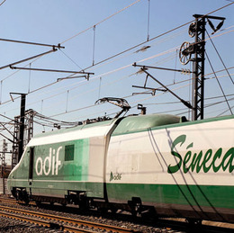 El tren laboratorio Séneca, vital para la investigación y la optimización de las líneas ferroviarias españolas de alta velocidad. Imagen: Adif.