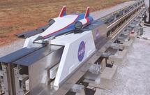 Vías electrificadas o de gas serían empleadas para los lanzamientos horizontales, con aeronaves que alcanzarían velocidades de Mach 10. Imagen: NASA.