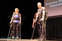 Presentación del exoesqueleto. Berkeley Bionics