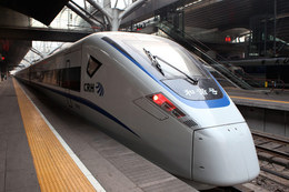 China alcanzará velocidades regulares de 380 kilómetros por hora en sus servicios de alta velocidad ferroviaria a partir de junio de este año. Imagen: Bombardier.