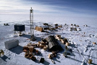 Instalaciones del telescopio Amanda en la Antártida