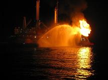 El estudio de la explosión de la plataforma Horizon en abril de 2010 en el Golfo de México fue el detonante inicial para esta investigación. Imagen: EPFL.