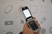 Móvil con tecnología NFC. Fuente: Wikimedia Commons.