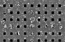 Muestra de partículas de polvo en la superficie del sensor. Fuente: Universidad Estatal de Ohio.