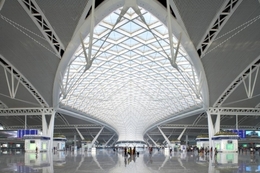 El impactante diseño de la estación de Guangzhou, en China. Fuente: TFP Farrels.
