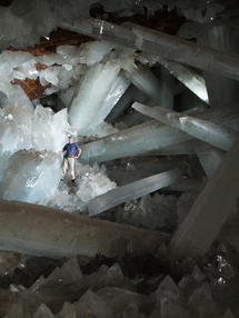 Cristales de 11 metros de altura que han inspirado la investigación. Imagen: Javier Trueba