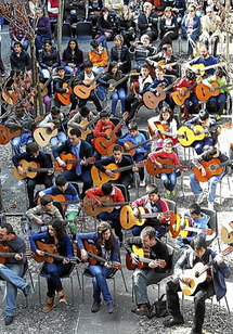 Guitarristas flamencos en Pamplona el 16 de marzo para conmemorar el centenario del nacimiento de Sabicas / Javier Bergasa. Unión Romaní.