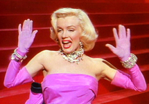 Marilyn Monroe es uno de los pocos personajes femeninos relevantes de Wikipedia. Fuente: Wikimedia Commons.