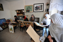 Estudiantes de arte en Afganistán, en 2010. Fuente: Wikimedia Commons.