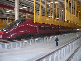 Estos trenes pueden alcanzar una velocidad máxima de 360 kilómetros por hora. Imagen: ntvspa.it.