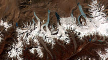 Esta imagen muestra los límites de los glaciares del Himalaya, en Bután. Fuente: Wikimedia Commons.