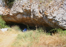 Entrada a la Cueva del Mirador, en Atapuerca. Fuente: Wikimedia Commons.