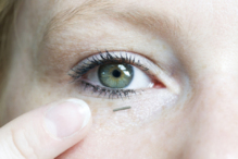 Una lágrima puede dar información sobre glucemia. Imagen: Fraunhofer IMS. Una lágrima puede dar información sobre glucemia. Imagen: Fraunhofer IMS.