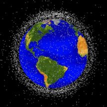 Basura espacial localizada en órbita baja terrestre. Fuente: Wikimedia Commons.