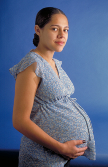 Las embarazadas viven una situación muy especial. Imagen: David Levy. Fuente: Wikimedia Commons.