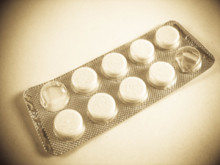 Las aspirinas pueden ser positivas contra el cáncer de ovario. Fuente: Freerange Stock.