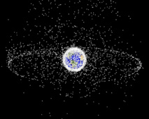 La basura espacial, en una imagen generada por ordenador. La nube que rodea a la tierra es la de órbitas bajas (LEO). Fuente: NASA/Johnson Space Center.