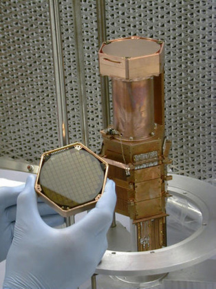 Detector de silicio del proyecto CMDS. Fuente: Fermilab.