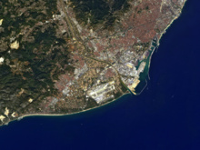 La ciudad de Barcelona, el 13 de septiembre de 2010. Fuente: JAXA/ESA. La ciudad de Barcelona, el 13 de septiembre de 2010. Fuente: JAXA/ESA.