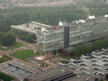 La Universidad Tecnológica de Eindhoven (Países Bajos). Imagen: Arno van den Tillaart. Fuente: Wikipedia.