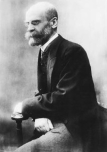 El sociólogo francés Emile Durkheim (1858-1917) profetizaba el paulatino desvanecimiento de la religión en la sociedad. Fuente: Wikipedia.