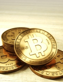 Ilustración artística de las monedas virtuales Bitcoin. Imagen: Eivind Nag. Fuente: Bitcoin.org.