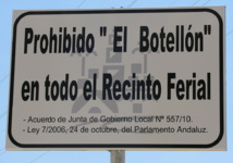 Cartel colocado en Córdoba. Imagen: Leyo. Fuente: Wikipedia.