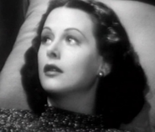 Hedy Lamarr en "Pasión que redime", 1947, dirigida por Robert Stevenson. Fuente: Wikipedia. Hedy Lamarr en "Pasión que redime", 1947, dirigida por Robert Stevenson. Fuente: Wikipedia.