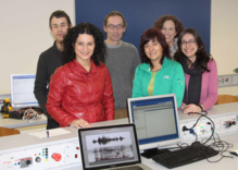 Investigadores del grupo ELEKIN. En el centro, la coordinadora Karmele Lopez de Ipiña. Fuente: UPV/EHU. Investigadores del grupo ELEKIN. En el centro, la coordinadora Karmele Lopez de Ipiña. Fuente: UPV/EHU.