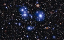 El cúmulo estelar Messier 47. Fuente: ESO. El cúmulo estelar Messier 47. Fuente: ESO.