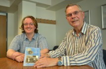 Hamlin (izquierda) y Webb. Imagen: Rebecca Phillips. Fuente: WSU. Hamlin (izquierda) y Webb. Imagen: Rebecca Phillips. Fuente: WSU.