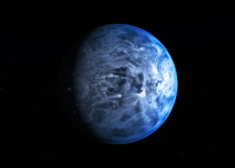 Ilustración del planeta HD 189733b (que es de color azul). Imagen: M. Kornmesser. Fuente: NASA/ESA.