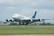 Airbus A380, despegando en París. Imagen: Dmitry A. Mottl. Fuente: Wikipedia.