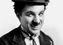 Charlie Chaplin, de P.D Jankens. Imagen: Fred Chess. Fuente: Disponible bajo la licencia Dominio público vía Wikimedia Commons.
