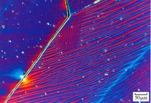 Imagen de una aleación de memoria de forma magnética. Imagen de una aleación de memoria de forma magnética.